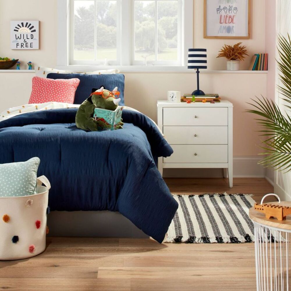 Full/Queen Seersucker Kids' Comforter Set Navy - Pillowfort